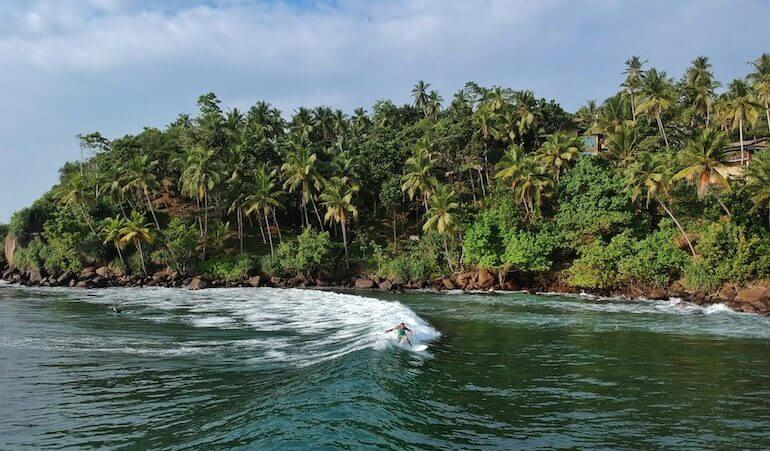 Surfing in Sri Lanka 