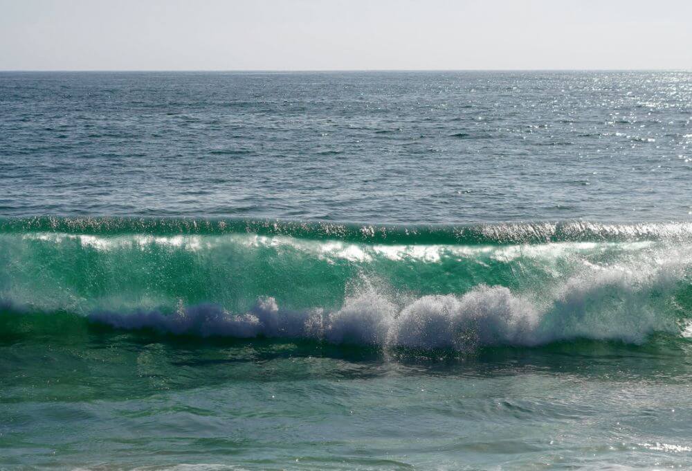 waves in todos santos